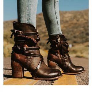 Freebird by steven baker boot size 6